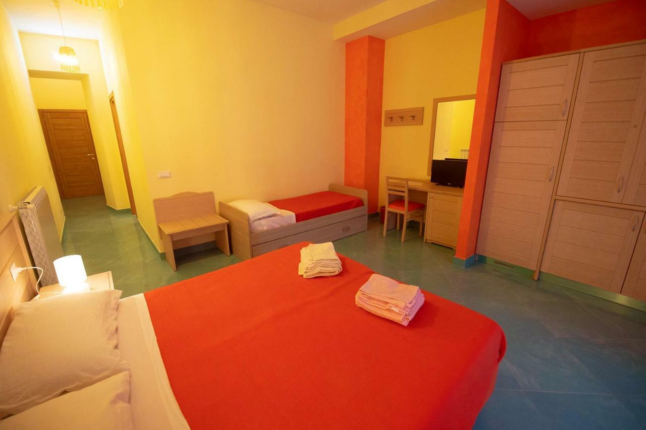 B&B Al Centro Storico เนเปิลส์ ภายนอก รูปภาพ