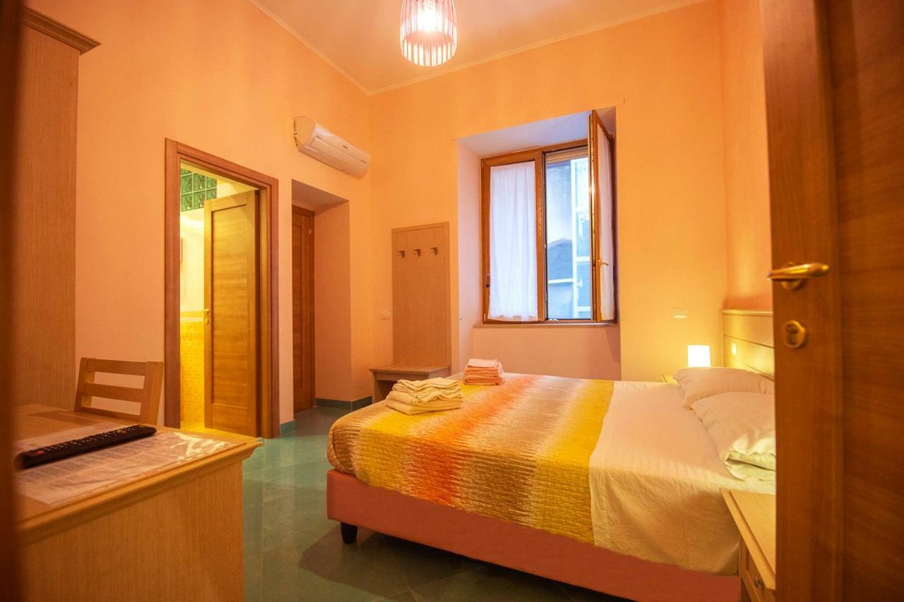 B&B Al Centro Storico เนเปิลส์ ภายนอก รูปภาพ