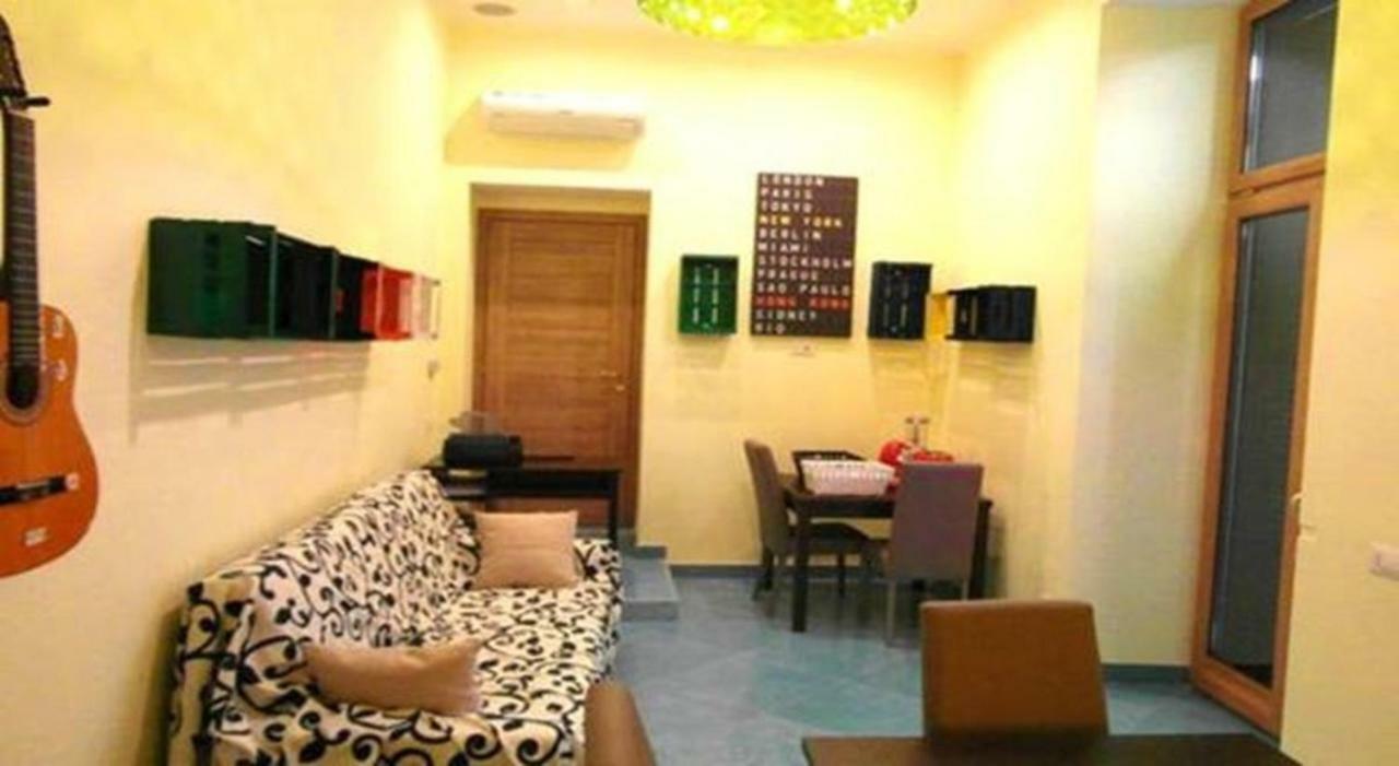 B&B Al Centro Storico เนเปิลส์ ภายนอก รูปภาพ